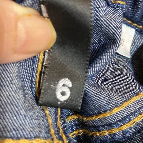 H&M DIVIDED DARK JEANS LEGGINGS JEGGINGS Size 6 NWOT - Picture 4 of 9